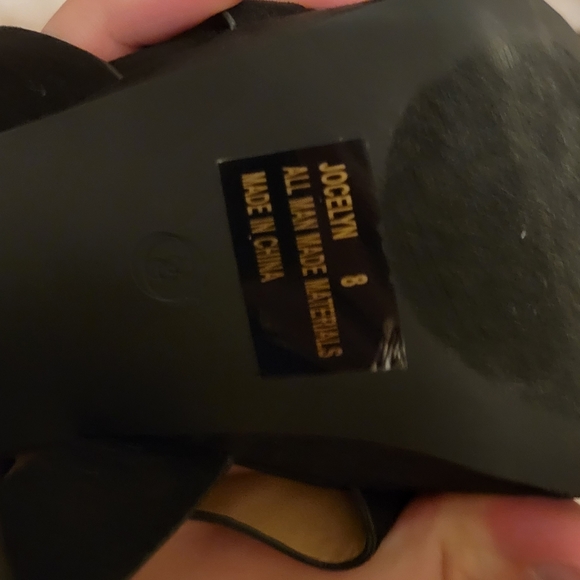 Charlotte Russe Heels - Picture 2 of 2